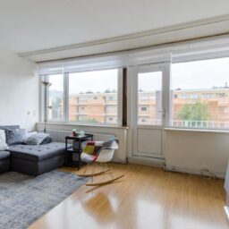 Zonnestein 80 – Hoofdfoto